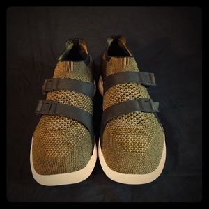 Olive green/black Nike walking shoes. Size 11